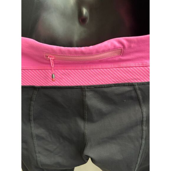 Lululemon Run Inspire Crop II Capri Pants Y2K Pink Stripes Run Yoga Size 6 Gym - Picture 7 of 11